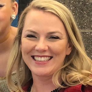 Meet your Posher, Jennifer